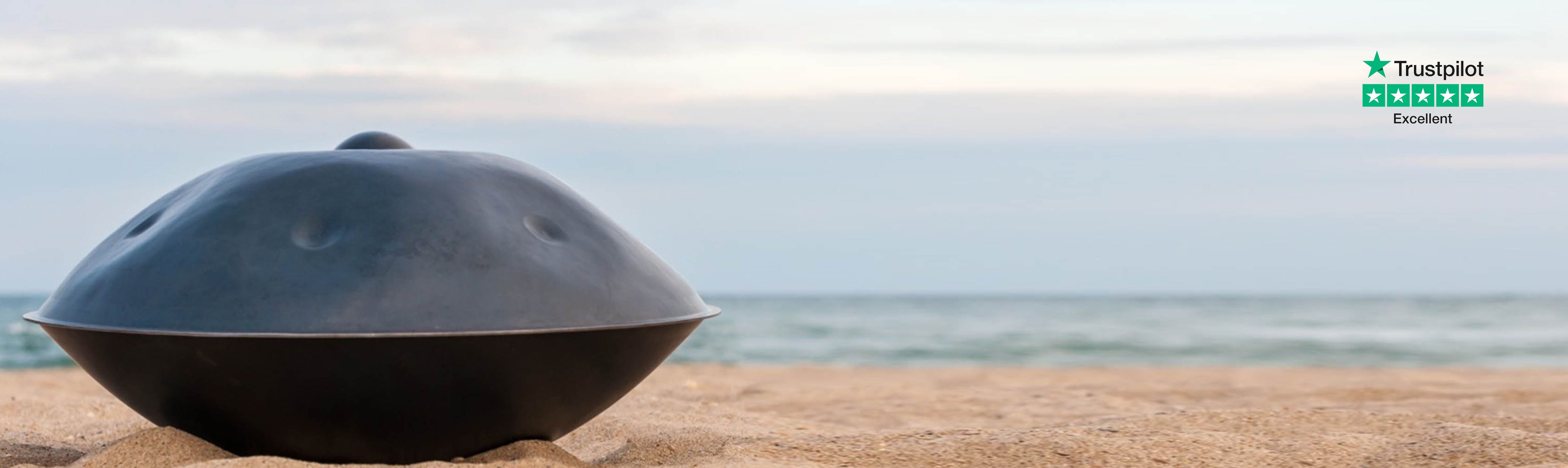 handpan sur la plage, hang drum, hang, zenapan, handpan france, instrument percussion, mer